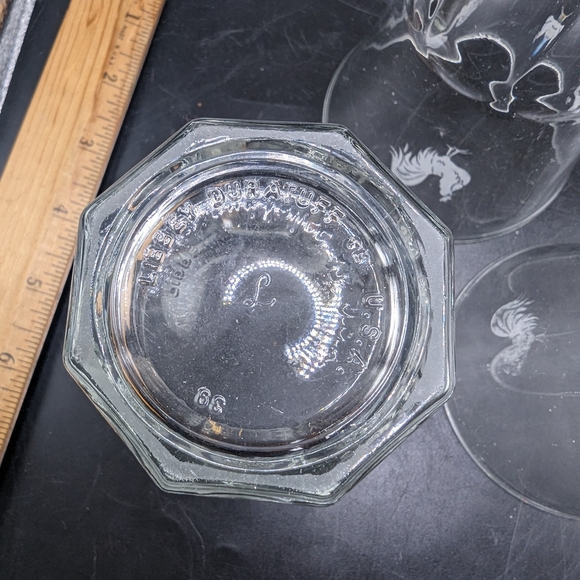 Clear Glass Tumbler Set with Rooster Design - Picture 7 of 9